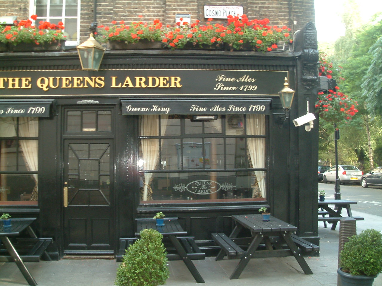 The Queens Larder London London Rover Dogfriendly Pub Awards
